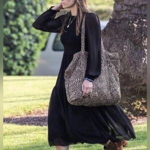 Aritzia Wilfred Rosalyn Maxi Dress